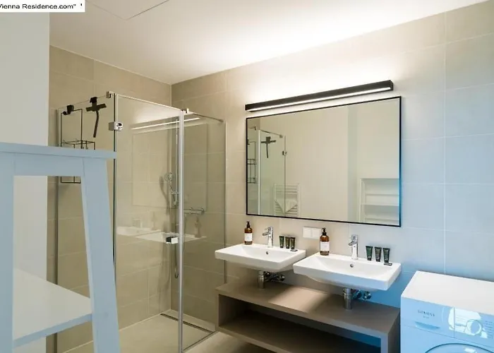 My In Marina Tower Smart * Viena
