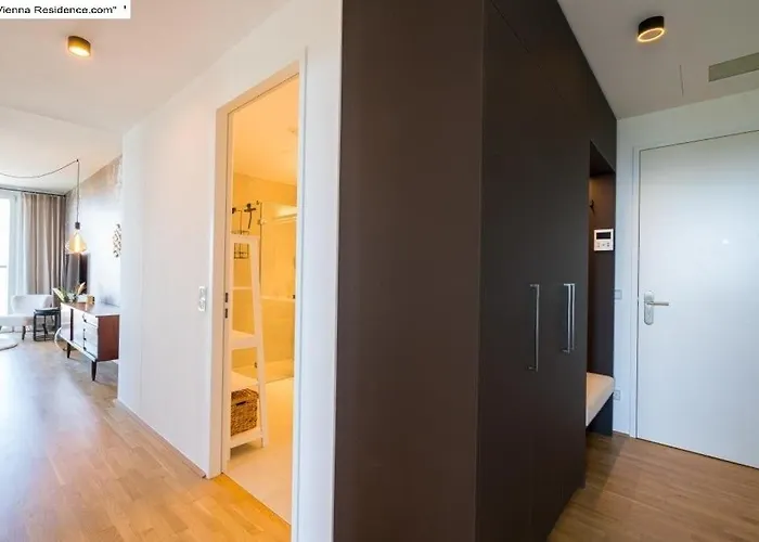 My In Marina Tower Smart Viena